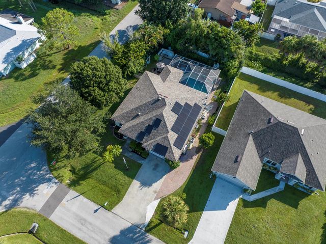 1302 Coverbrook Lane, Sebastian, FL 32958