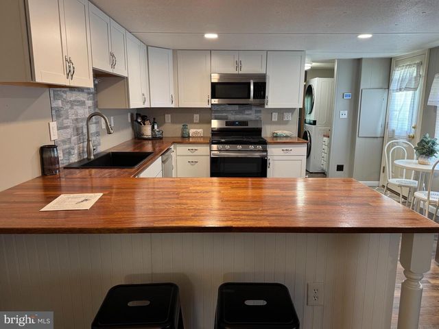 12 CARRIAGE LN, Rehoboth Beach, DE 19971