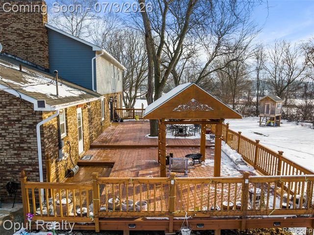 8855 Gross Road, Dexter, MI 48130