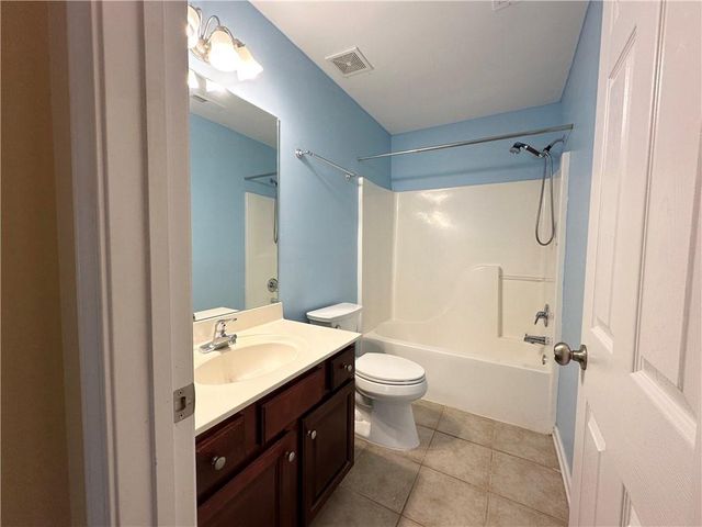 34 N Oaks Circle, Cartersville, GA 30121