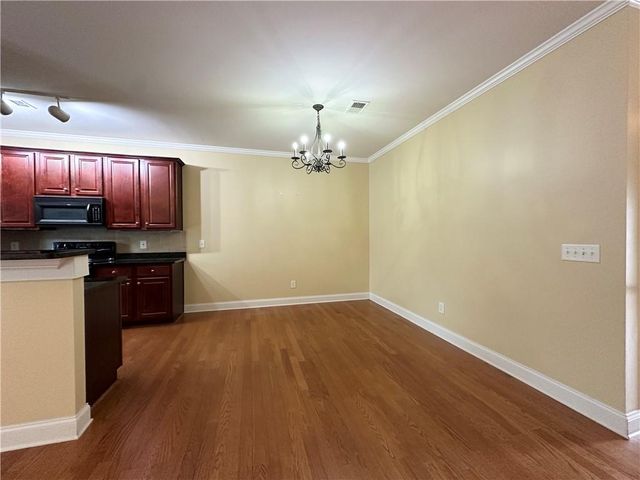 34 N Oaks Circle, Cartersville, GA 30121