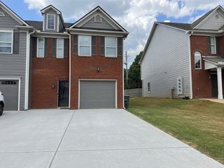 34 N Oaks Circle, Cartersville, GA 30121