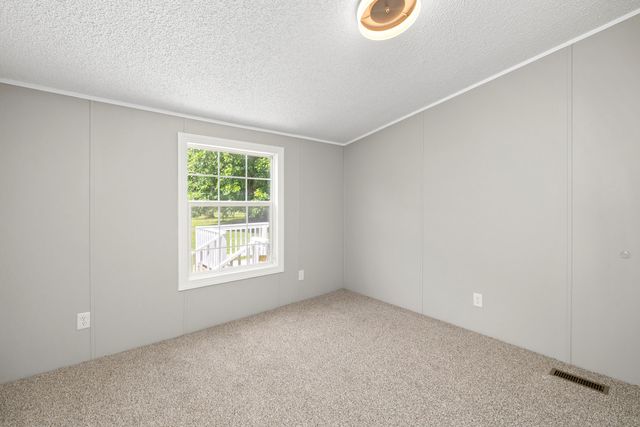 6835 Fish Road, Dalzell, SC 29040