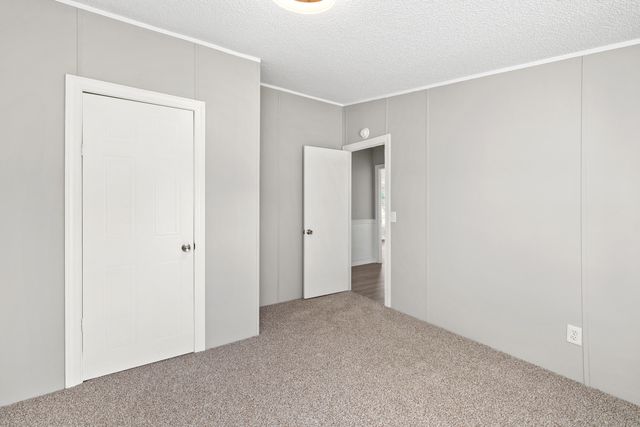 6835 Fish Road, Dalzell, SC 29040
