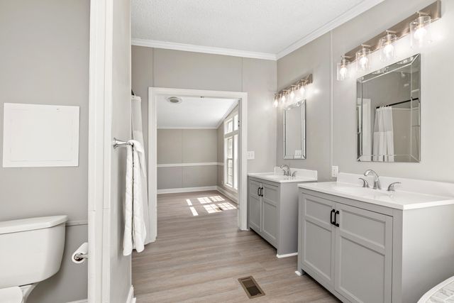 6835 Fish Road, Dalzell, SC 29040