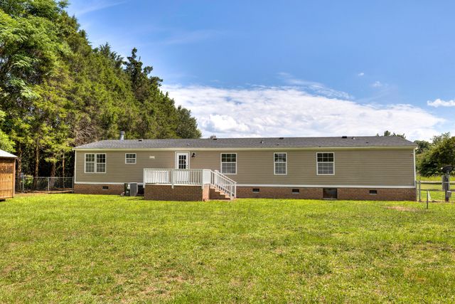 6835 Fish Road, Dalzell, SC 29040