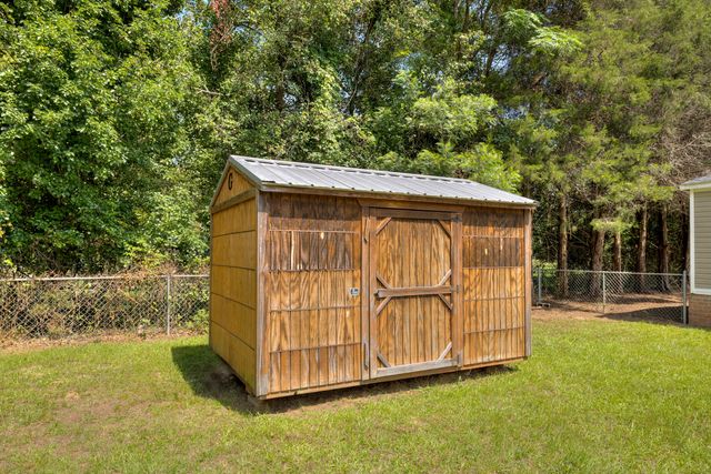 6835 Fish Road, Dalzell, SC 29040