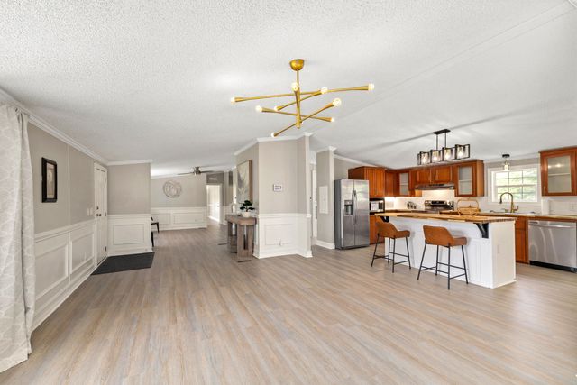 6835 Fish Road, Dalzell, SC 29040