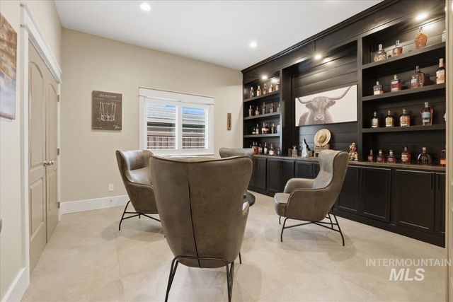 6590 N Fairborn Ave, Meridian, ID 83646