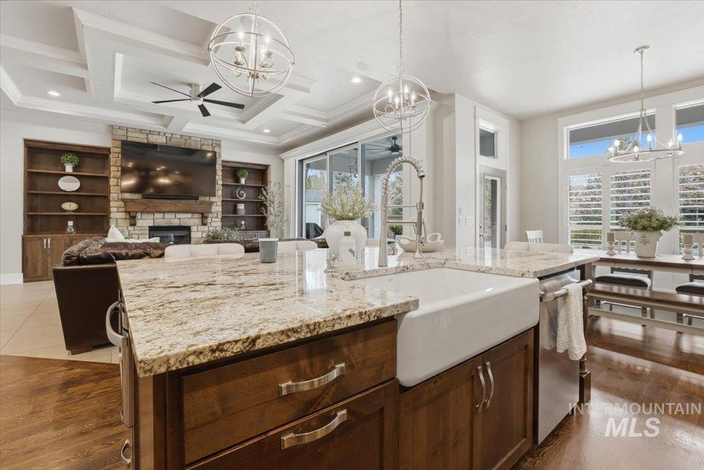 6590 N Fairborn Ave, Meridian, ID 83646 photo 25