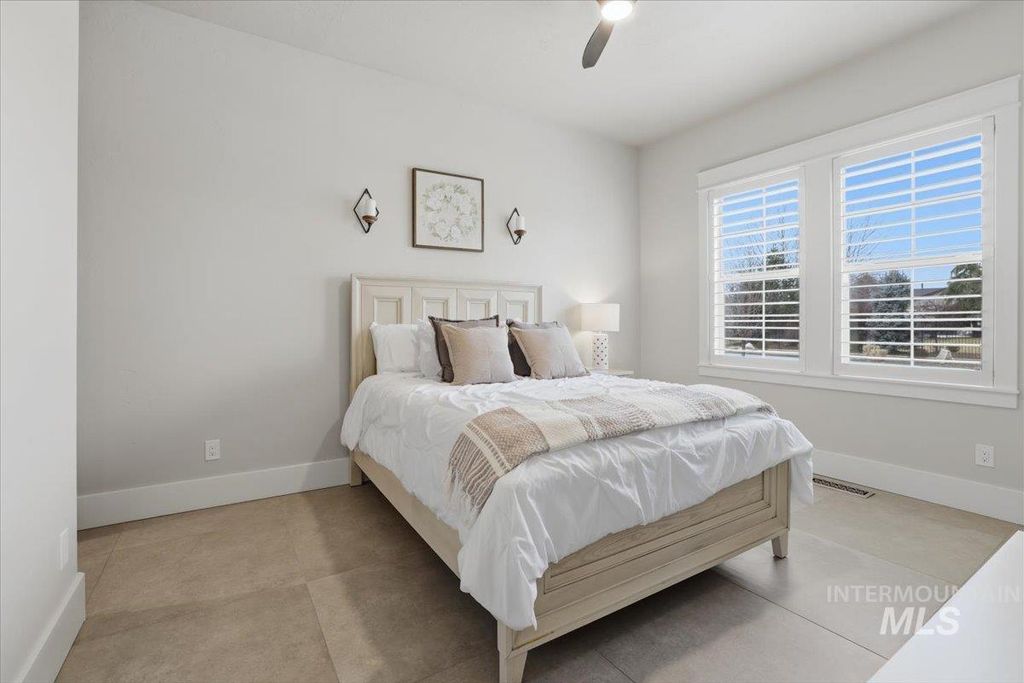 6590 N Fairborn Ave, Meridian, ID 83646 photo 41