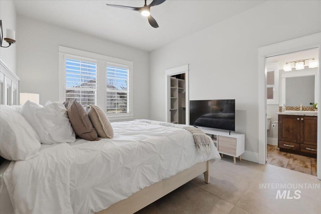 6590 N Fairborn Ave, Meridian, ID 83646 photo 42