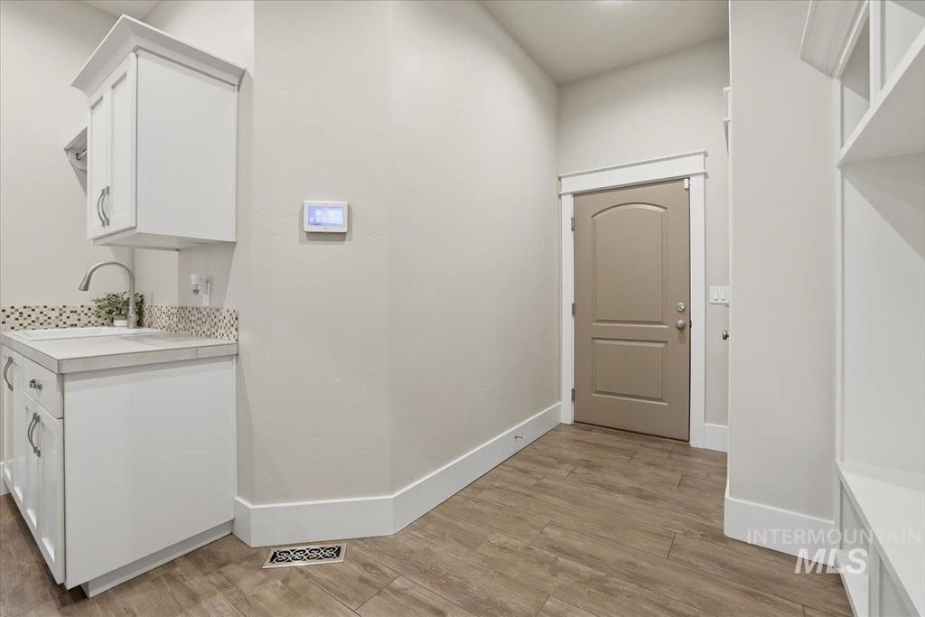 6590 N Fairborn Ave, Meridian, ID 83646 photo 44