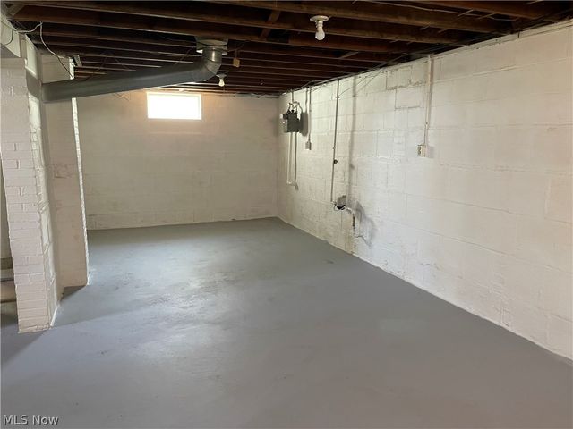1919 Tonawanda Avenue, Akron, OH 44305