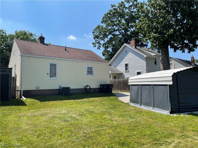 1919 Tonawanda Avenue, Akron, OH 44305