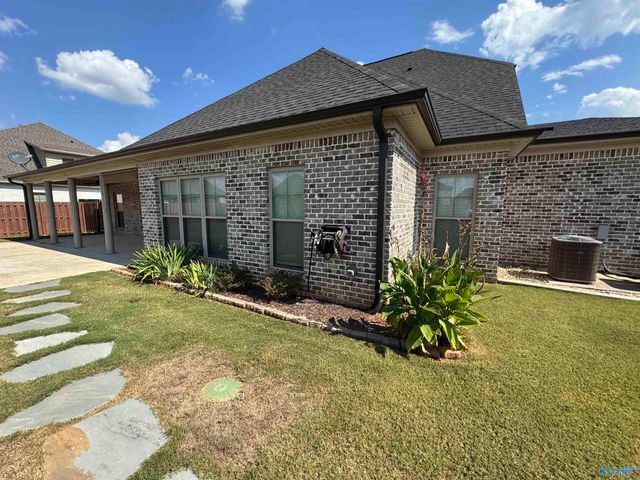 103 Jackson Trace Court, Meridianville, AL 35759