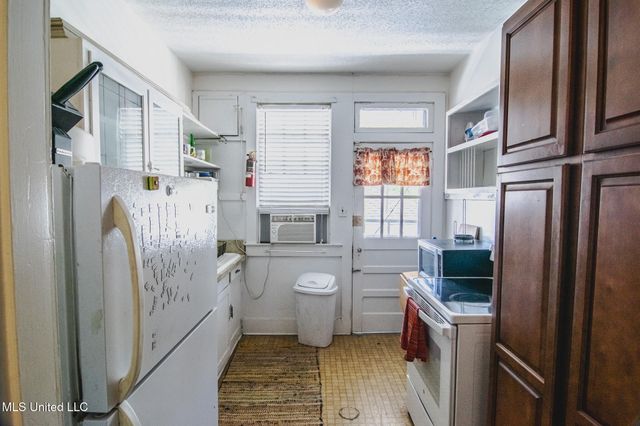 803 N Congress Street, D, Jackson, MS 39202