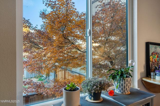 3095 Lakeside Drive APT 106, Reno, NV 89509