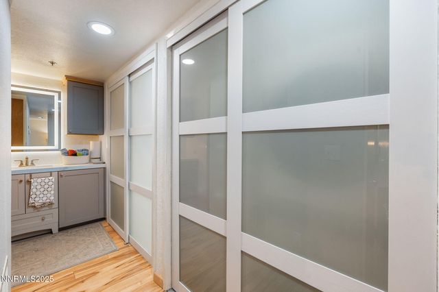 3095 Lakeside Drive APT 106, Reno, NV 89509