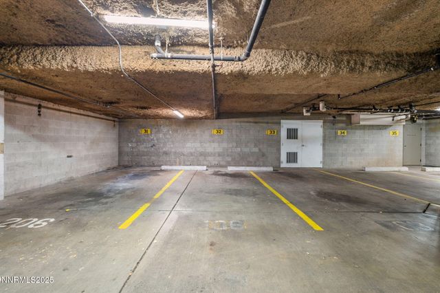 3095 Lakeside Drive APT 106, Reno, NV 89509