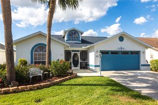 3319 Clubview DR, North Fort Myers, FL 33917
