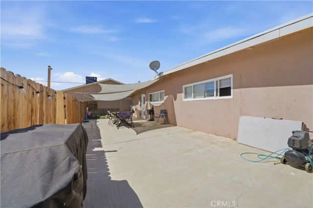 6327 Linda Lee Drive, Yucca Valley, CA 92284