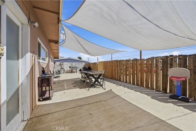 6327 Linda Lee Drive, Yucca Valley, CA 92284