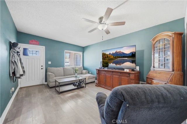 6327 Linda Lee Drive, Yucca Valley, CA 92284