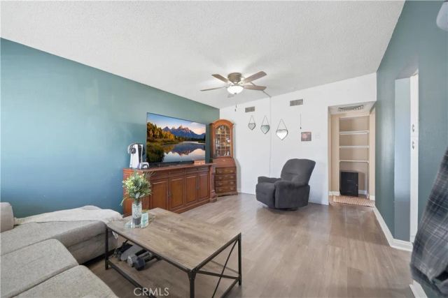 6327 Linda Lee Drive, Yucca Valley, CA 92284
