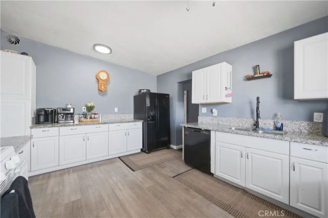 6327 Linda Lee Drive, Yucca Valley, CA 92284