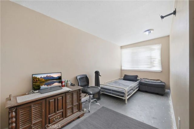 6327 Linda Lee Drive, Yucca Valley, CA 92284