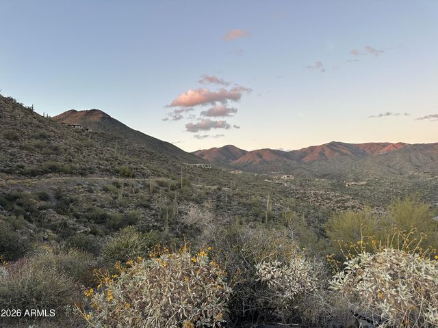 41678 N ROUNDUP Drive 17B, Scottsdale, AZ 85262