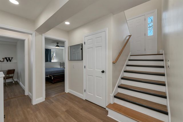 1 Robin Acres Drive, Wolfeboro, NH 03894