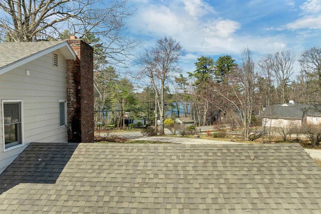 1 Robin Acres Drive, Wolfeboro, NH 03894
