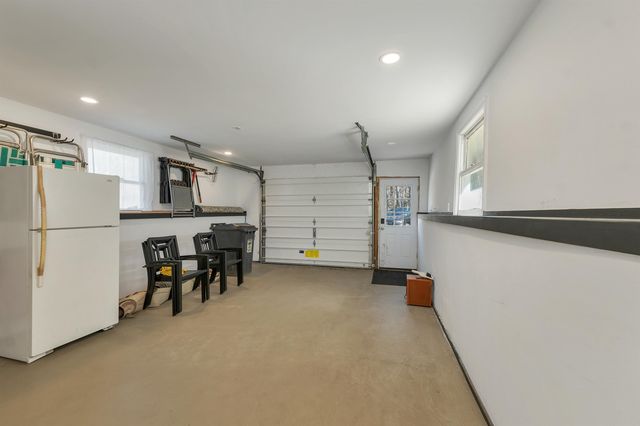 1 Robin Acres Drive, Wolfeboro, NH 03894