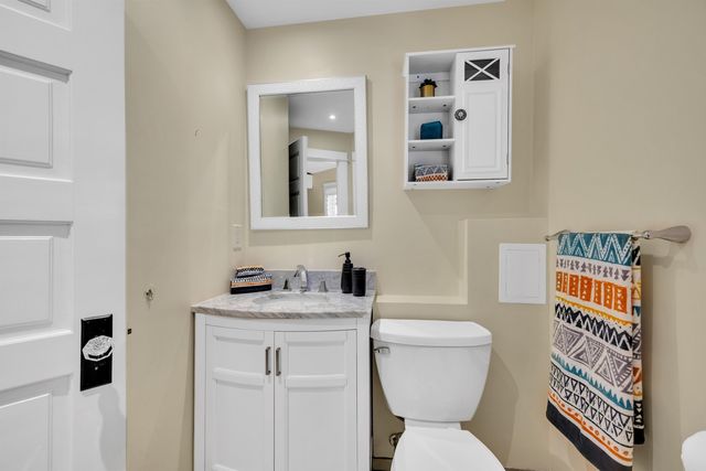 65 N Holokai Rd, Haiku, HI 96708