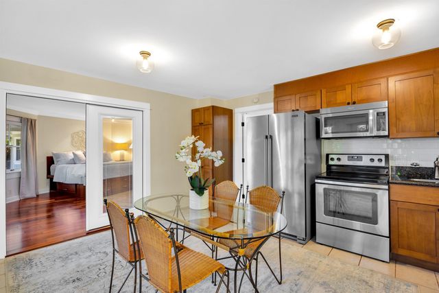 65 N Holokai Rd, Haiku, HI 96708