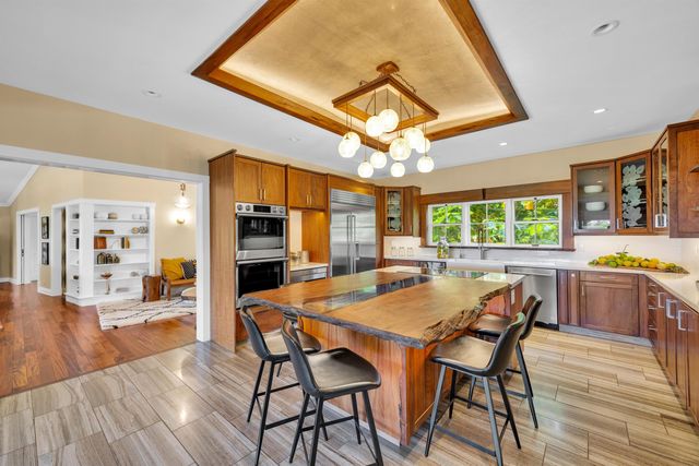 65 N Holokai Rd, Haiku, HI 96708