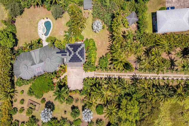 65 N Holokai Rd, Haiku, HI 96708