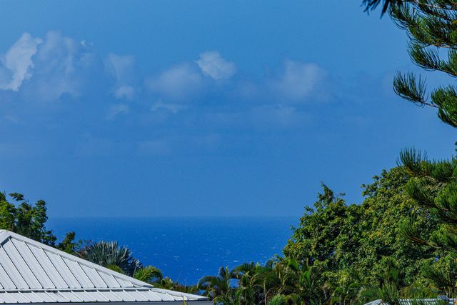 65 N Holokai Rd, Haiku, HI 96708