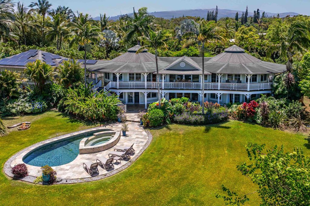 65 N Holokai Rd, Haiku, HI 96708