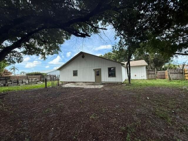 2008 SW Hampshire Lane, Port St. Lucie, Port St Lucie, FL 34953