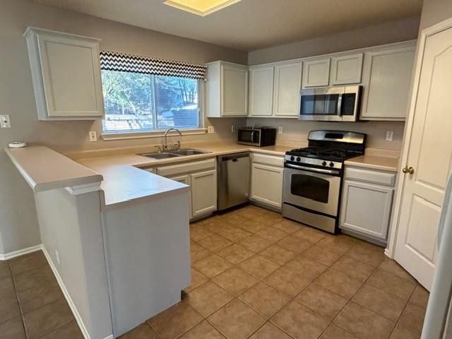 8110 Hawick DR, Round Rock, TX 78681