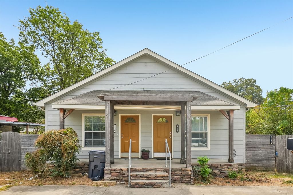 1414 Record Crossing Road, Dallas, TX 75235 — exterior