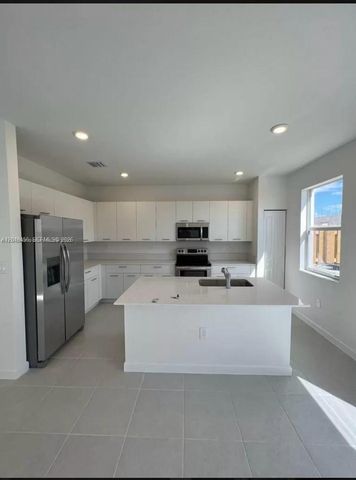 12645 NW 24th Ave, Miami, FL 33167