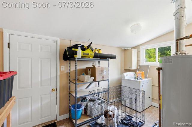 27085 Dartmouth Street, Madison Heights, MI 48071