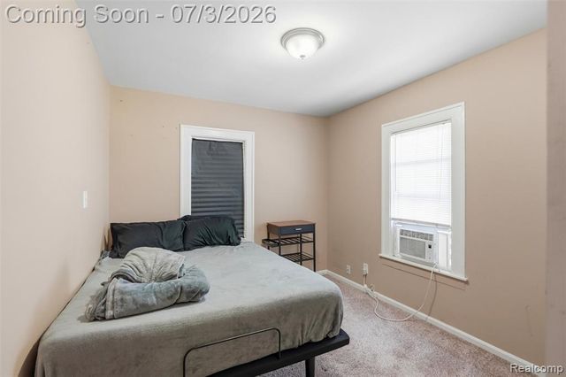 27085 Dartmouth Street, Madison Heights, MI 48071