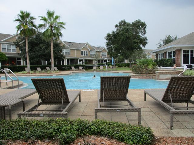 3684 SUMMERLIN Lane E, Jacksonville, FL 32224