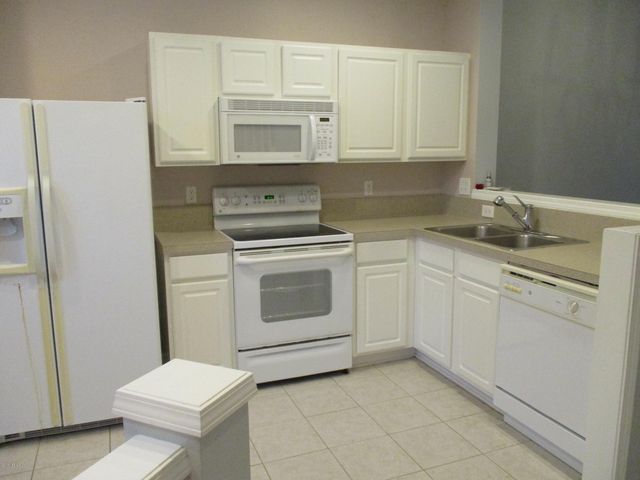 3684 SUMMERLIN Lane E, Jacksonville, FL 32224