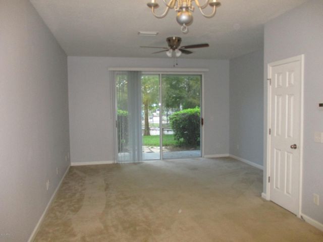 3684 SUMMERLIN Lane E, Jacksonville, FL 32224